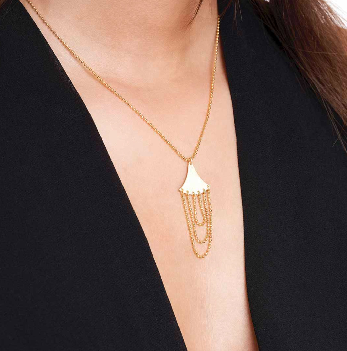 Leaf Necklace Gold