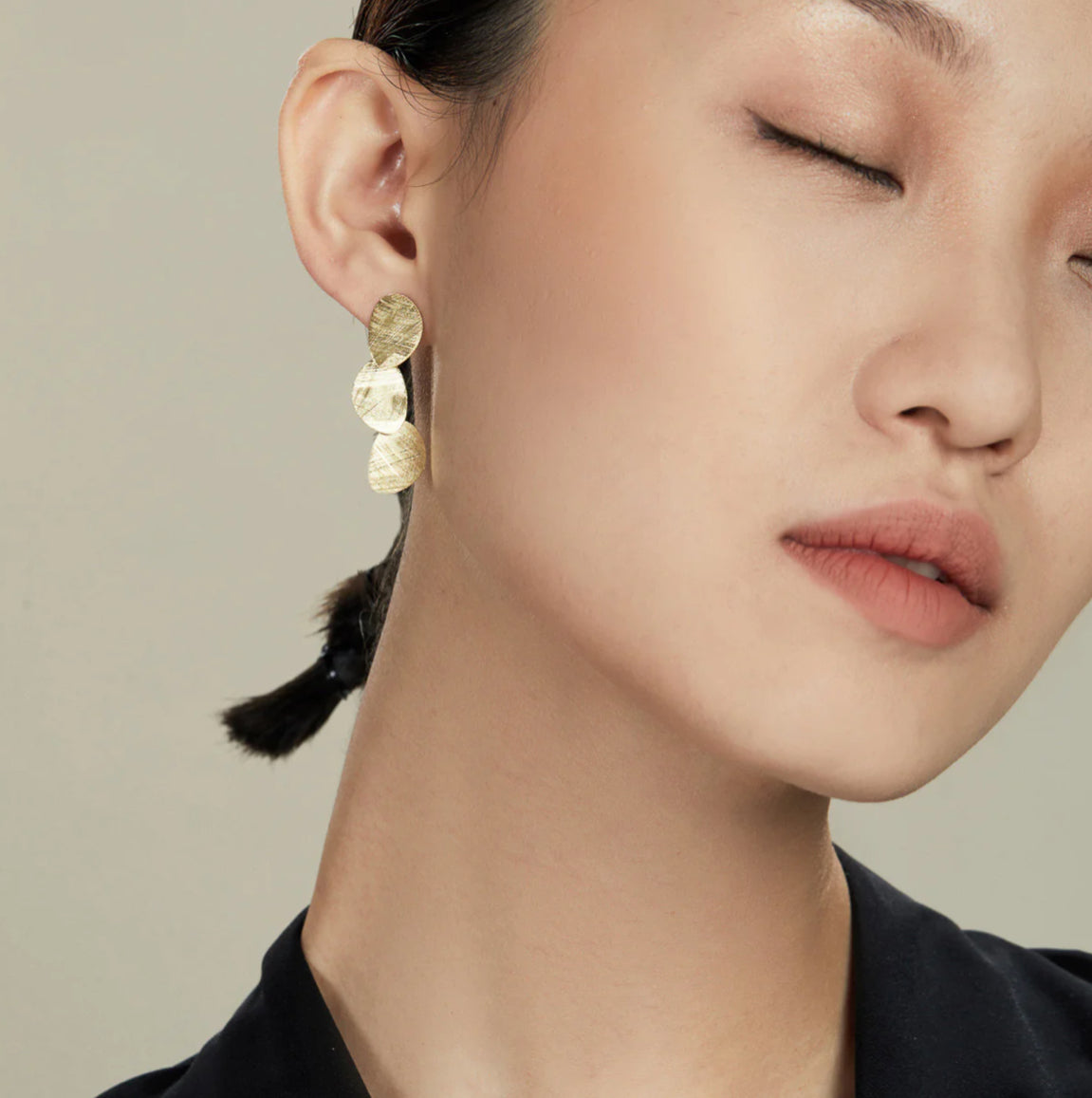 Plates Earrings Gold