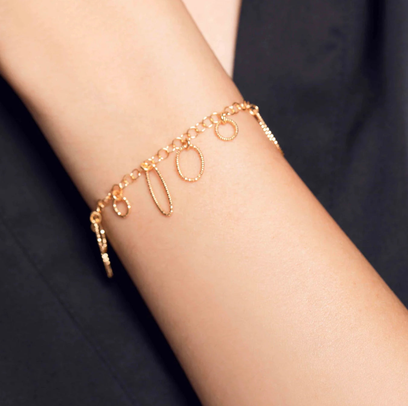 Circles Chain Bracelet Gold